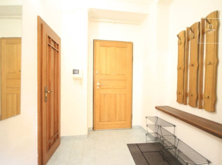 Pronájem bytu, 2+kk, 71 m²