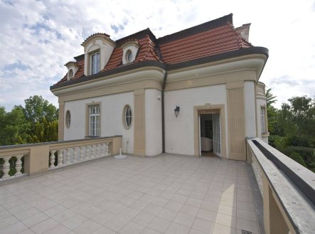 Pronájem bytu, 4+1, 150 m²