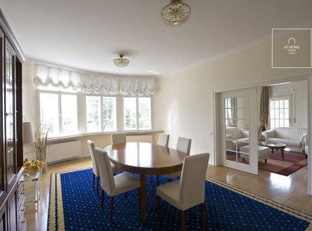 Pronájem bytu, 4+1, 150 m²