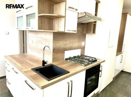 Prodej bytu, 3+1, 63 m²