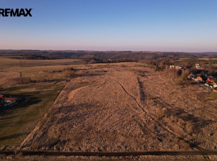 Prodej pozemku pro komerční výstavbu, 49 631 m²
