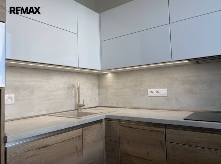 Pronájem bytu, 2+kk, 47 m²