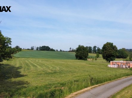 Prodej pozemku pro bydlení, 1 017 m²