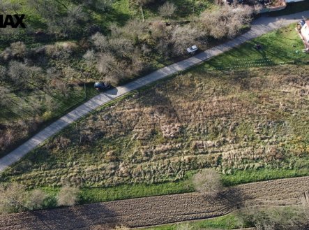 Prodej pozemku pro komerční výstavbu, 2 813 m²