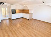 Pronájem bytu, 3+kk, 65 m²