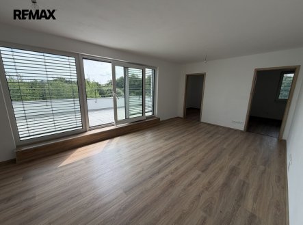 Pronájem bytu, 3+kk, 90 m² obrázek