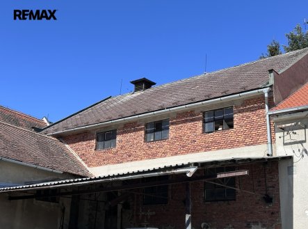 Prodej skladu, 830 m²