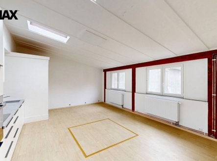 Prodej bytu, 3+1, 400 m²