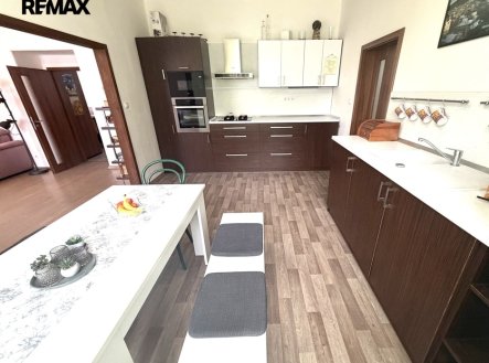 Prodej bytu, 2+1, 69 m²