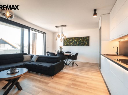 Pronájem bytu, 3+kk, 86 m²