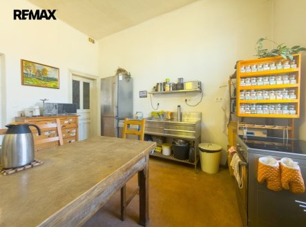 Prodej nájemního domu, 441 m²