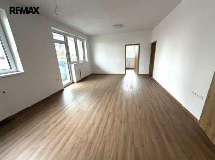 Pronájem bytu, 3+kk, 83 m²