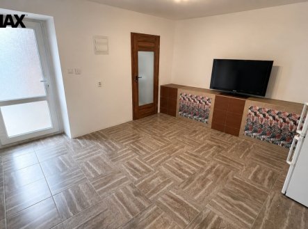 Pronájem bytu, 2+1, 38 m²