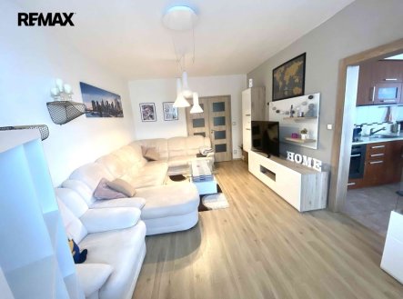 Pronájem bytu, 3+1, 74 m²