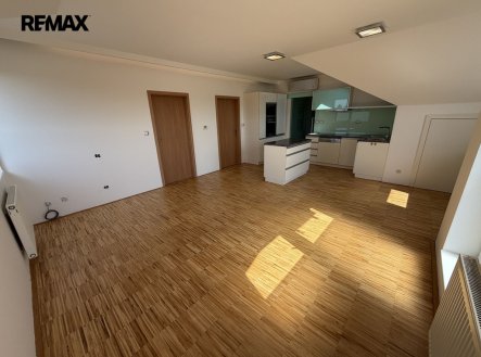 Prodej bytu, 3+kk, 82 m²