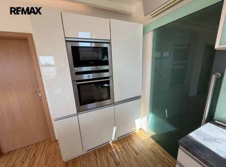Prodej bytu, 3+kk, 82 m²