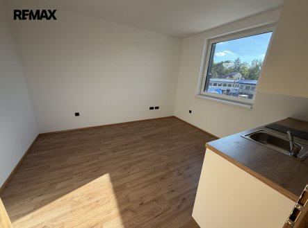 Pronájem bytu, 2+kk, 36 m²