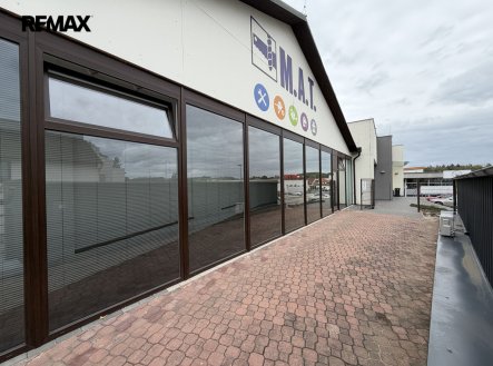 Pronájem obchodní prostory, 52 m²