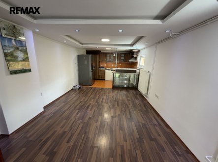 Pronájem domu/vily, 182 m²