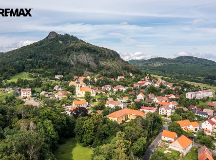 Prodej pozemku pro bydlení, 1 124 m² obrázek