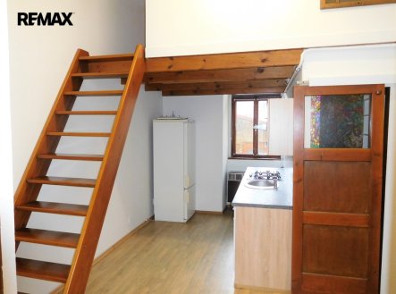 Pronájem bytu, 1+1, 48 m²