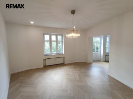 Pronájem bytu, 3+kk, 85 m²