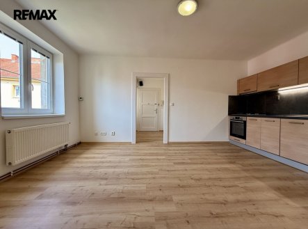 Pronájem bytu, 2+kk, 50 m²