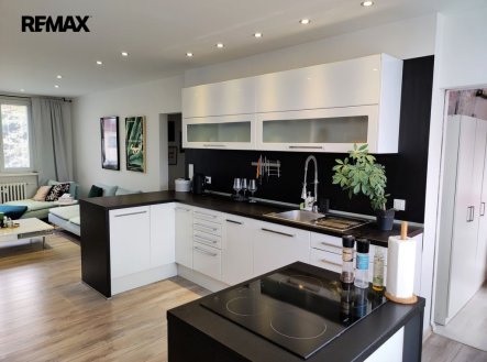 Pronájem bytu, 3+kk, 69 m²