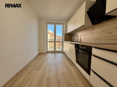 Pronájem bytu, 2+1, 60 m²