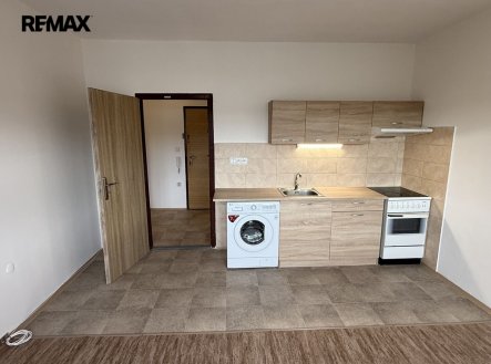 Pronájem bytu, 2+kk, 42 m²