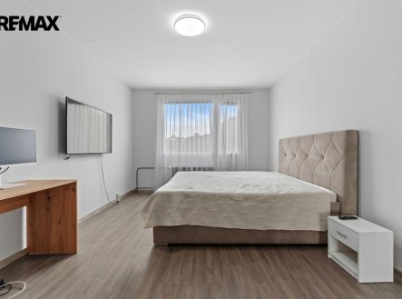 Pronájem bytu, 1+1, 42 m²