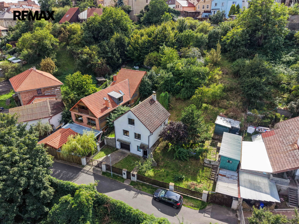 rodinny-dum-cervenka-zatec-michal-vais-remax-reality001.jpg