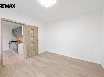Pronájem bytu, 3+1, 62 m²