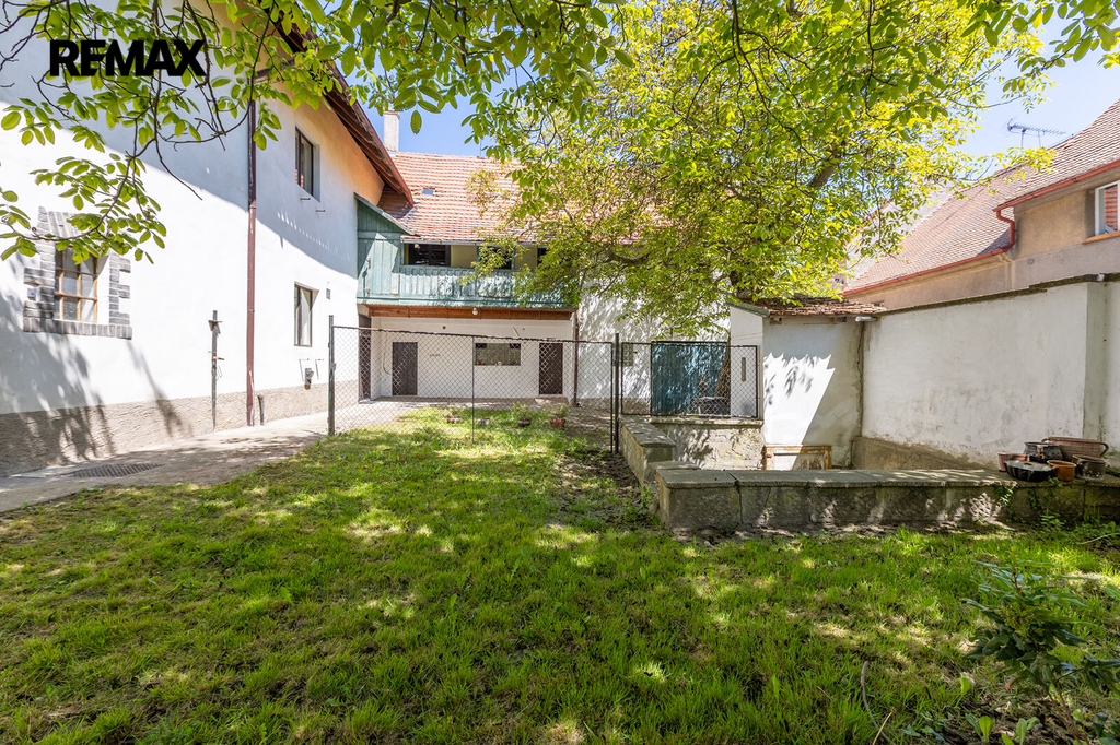 216a5054-hdr.jpg