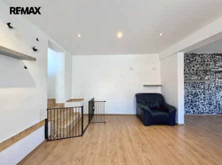 Prodej domu/vily, 407 m²