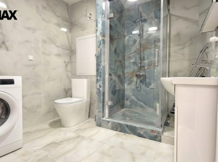 Pronájem bytu, 3+kk, 75 m²