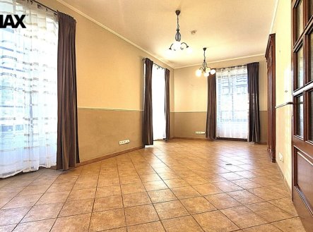 Pronájem bytu, 2+1, 75 m²