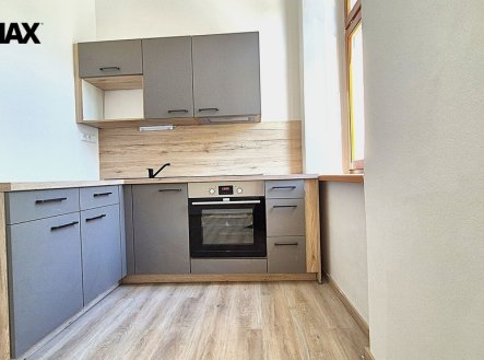 Pronájem bytu, 1+1, 45 m²