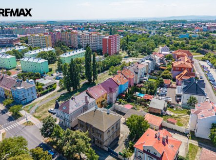 Prodej kanceláře, 400 m²