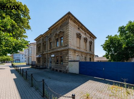 Prodej obchodní prostory, 400 m²