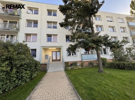 Pronájem bytu, 1+1, 38 m² obrázek