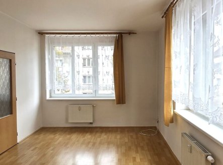 Pronájem bytu, 1+1, 38 m²
