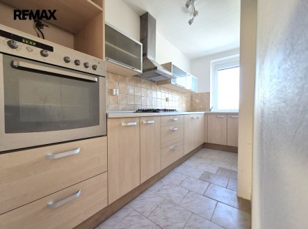 Pronájem bytu, 3+1, 92 m²