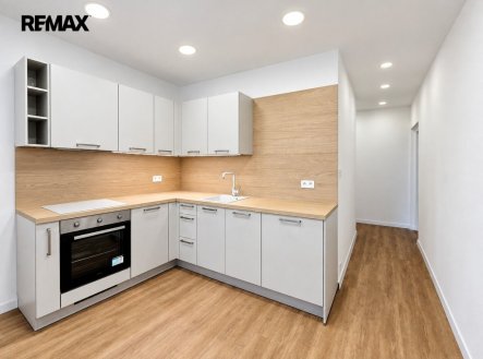 Pronájem bytu, 2+1, 60 m²