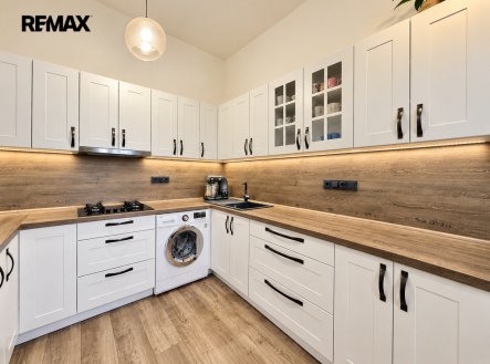 Prodej bytu, 3+1, 90 m²