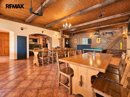 Prodej restaurace, 400 m²