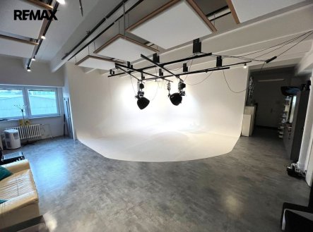 Pronájem jiné komerční nemovitosti, 150 m²