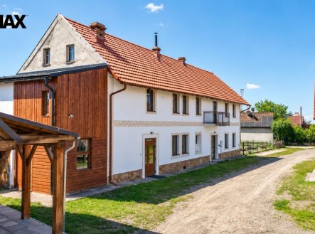 Prodej hotel, 320 m²