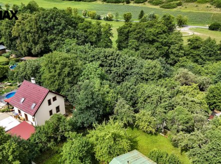 Prodej pozemku, zahrada, 740 m² obrázek