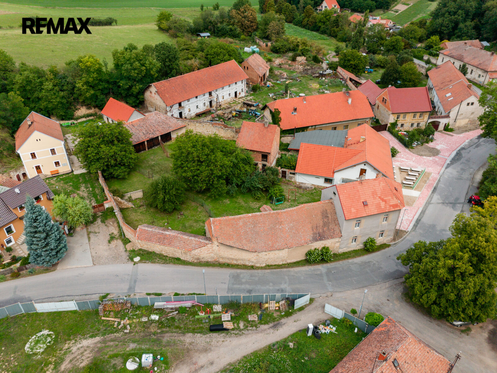 pozemek-blevice-dron-2.jpg